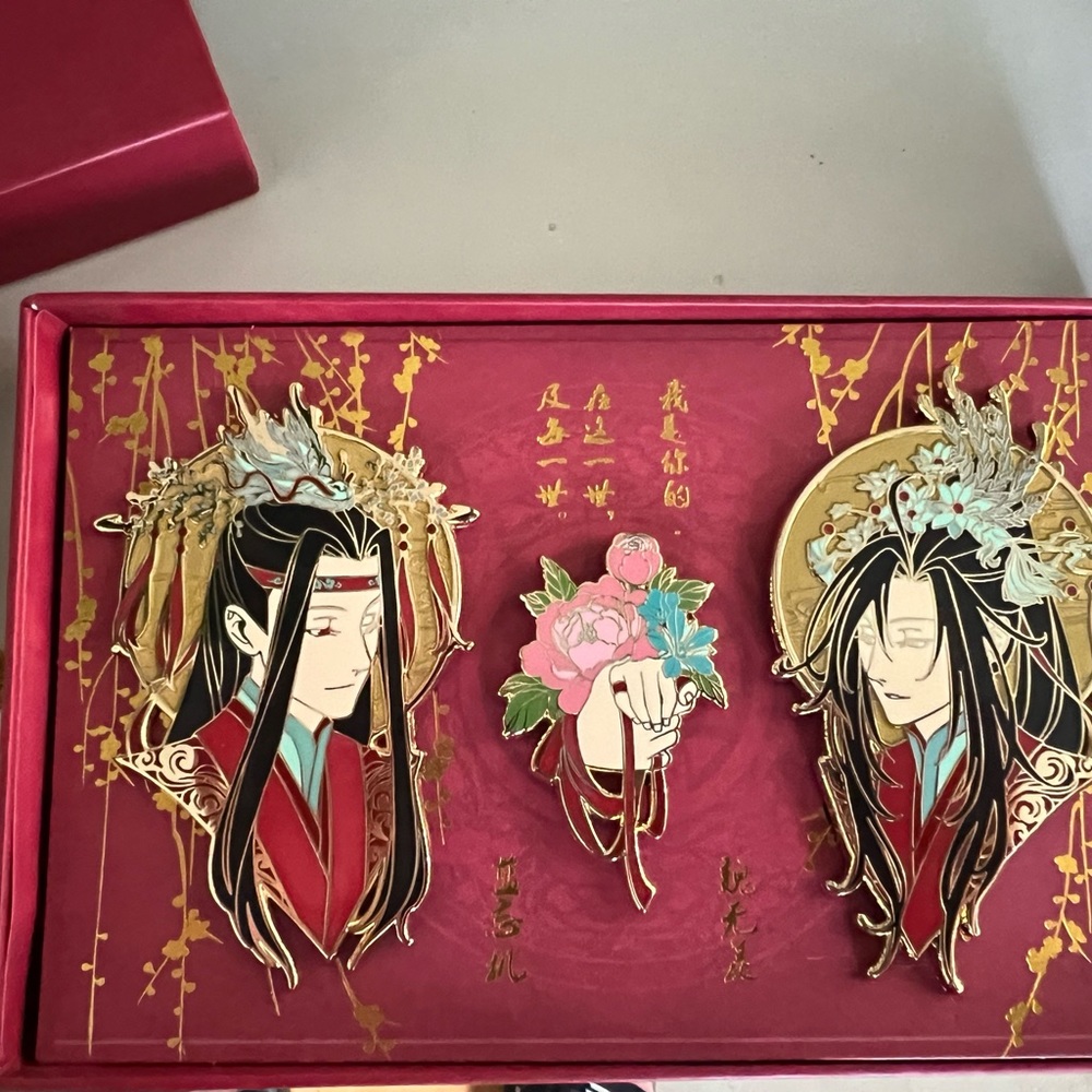 Mxtx Mo Dao Zu Shi Grandmaster of Demonic Cultivation pin set with bookmark (new
